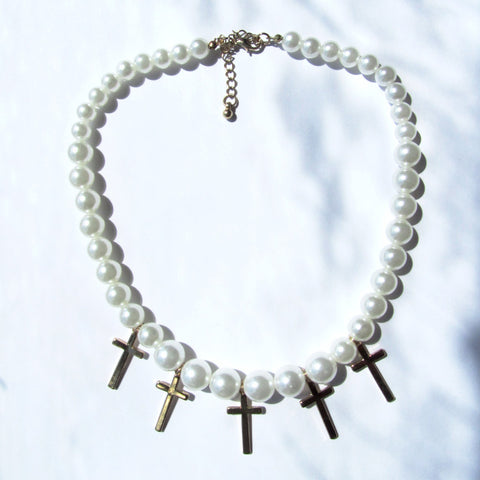 Pretty Pearl and Golden Crosses Fashion Necklace