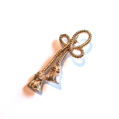 Fashionably Cool Looped Faux Twisted Braid Tassel Gold Tone Brooch