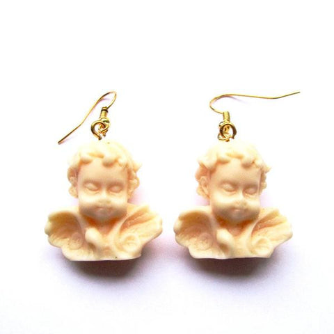 Kitch Quirky Winged Classic Cherub Statue Resin Drop Earrings – Nude