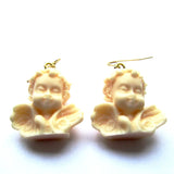 Kitch Quirky Winged Classic Cherub Statue Resin Drop Earrings – Nude
