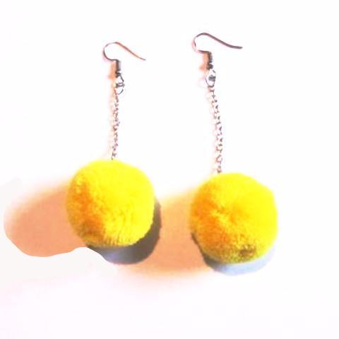 Pop Colour Pretty Pom Pom Drop Earrings – Yellow